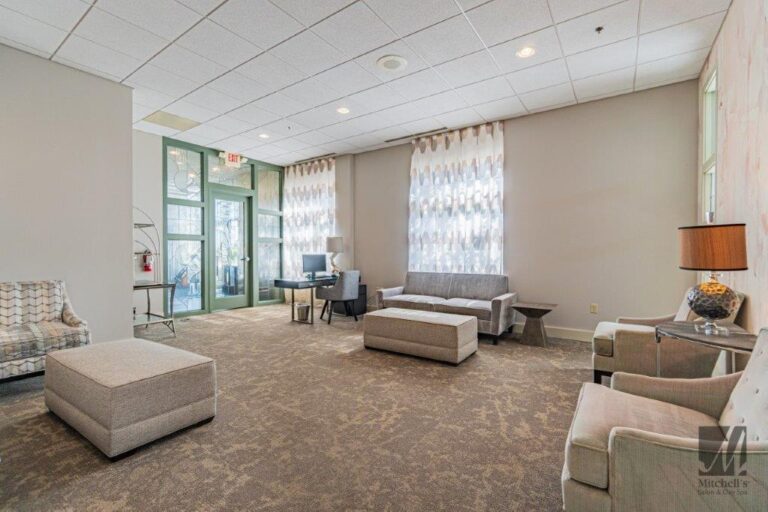 Relaxation area at Cincinnati and West Chester Township s best beauty salon Mitchell s Salon   Day Spa 1 768x512